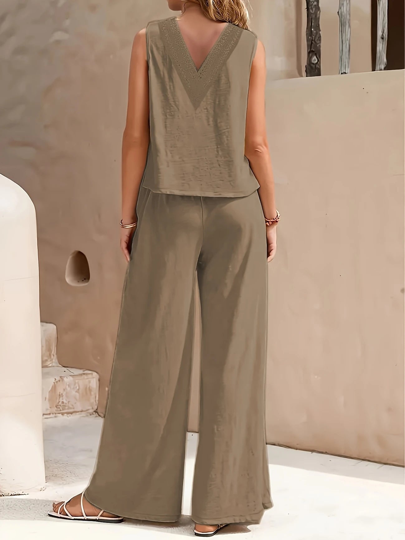 Backless Round Neck Sleeveless Vest