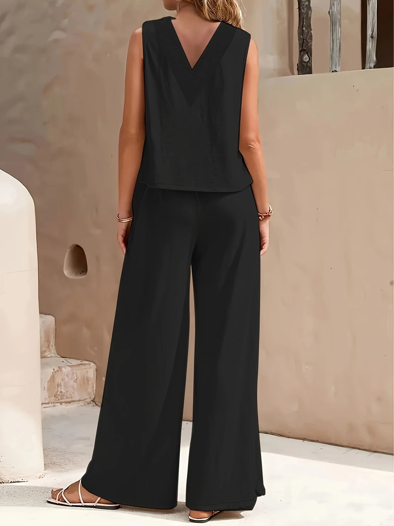 Backless Round Neck Sleeveless Vest