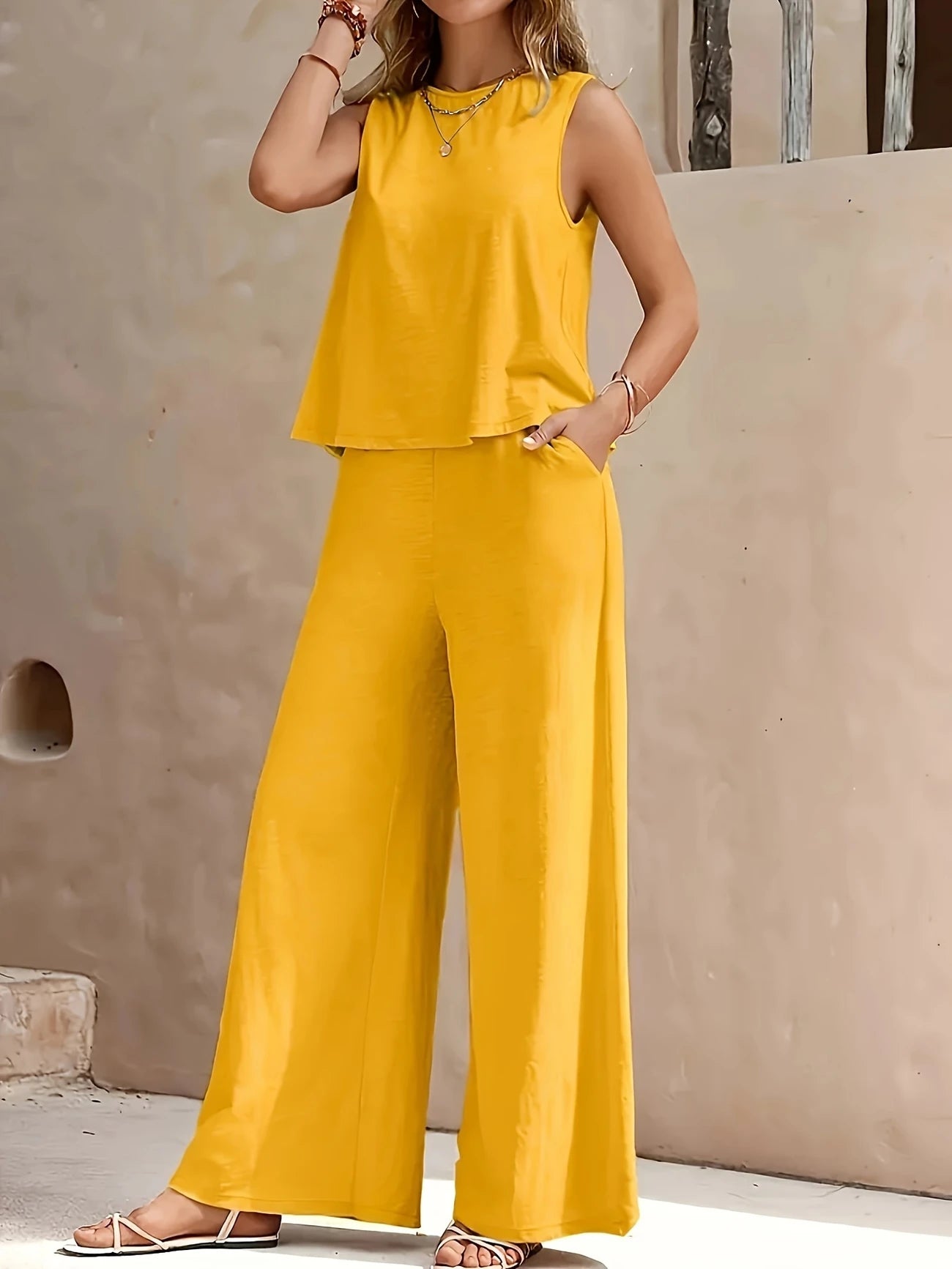 Backless Round Neck Sleeveless Vest