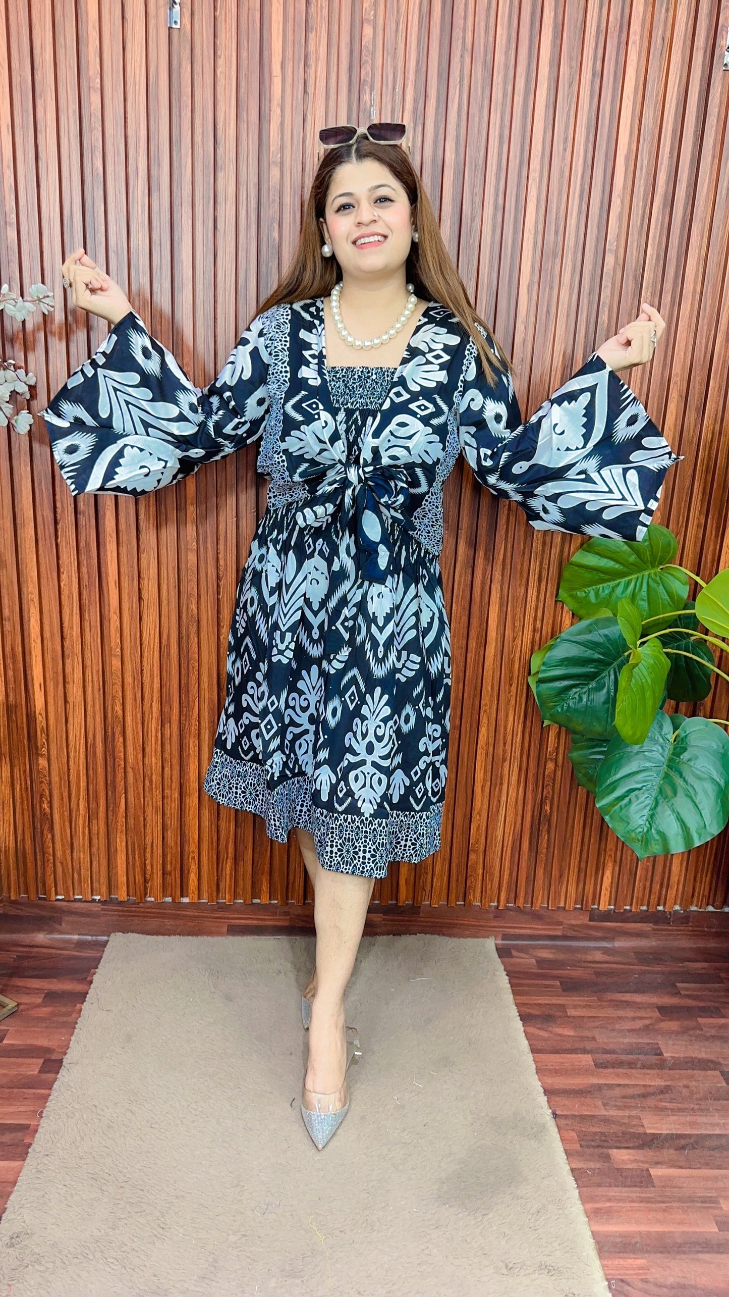 Smokey dress with shrug