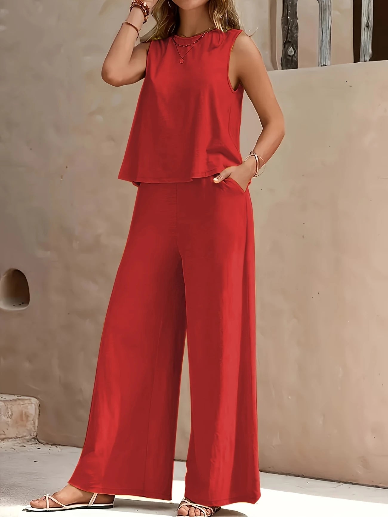 Backless Round Neck Sleeveless Vest