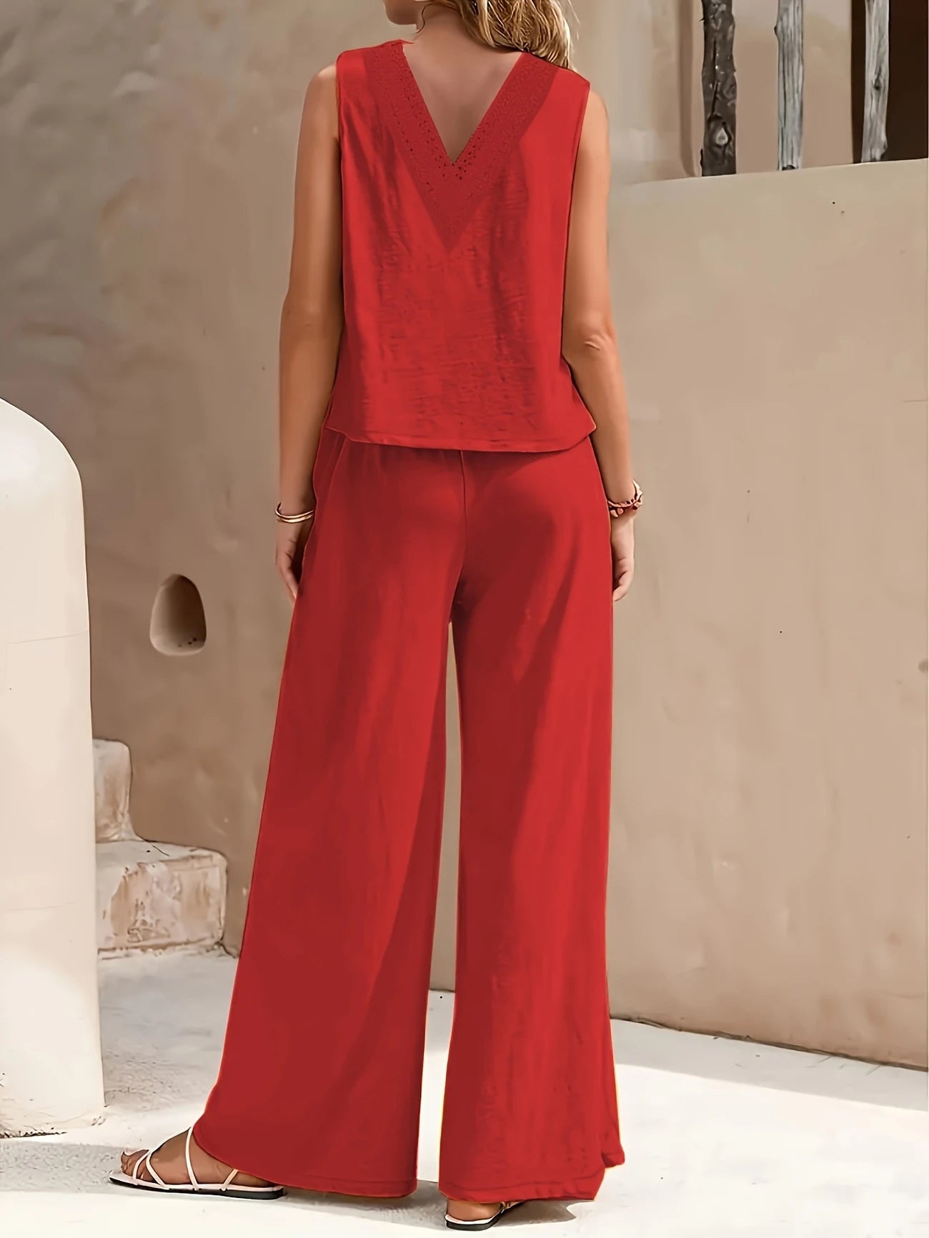 Backless Round Neck Sleeveless Vest