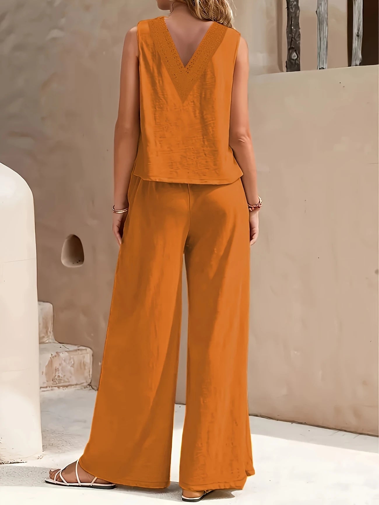 Backless Round Neck Sleeveless Vest